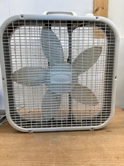 Lasko Window Box Fan