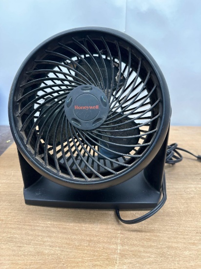 Honeywell Table Fan