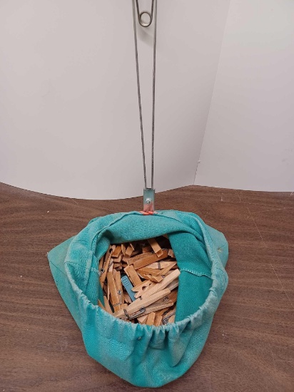 Clothes Pin Basket with Clothes Pins
