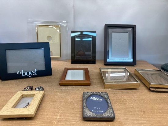 9 Picture Frames