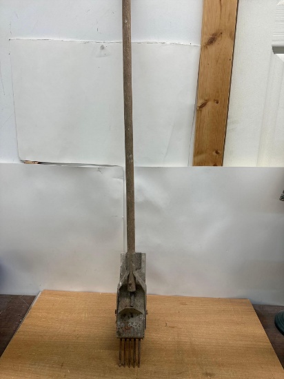Wooden Weed Popper