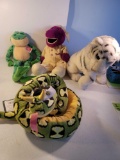 4 Stuffed Animals