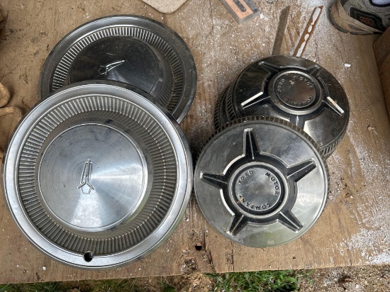 6 Old Ford Hub Caps