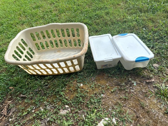 Laundry Basket/ 2 Sterile 6 Qt Containters