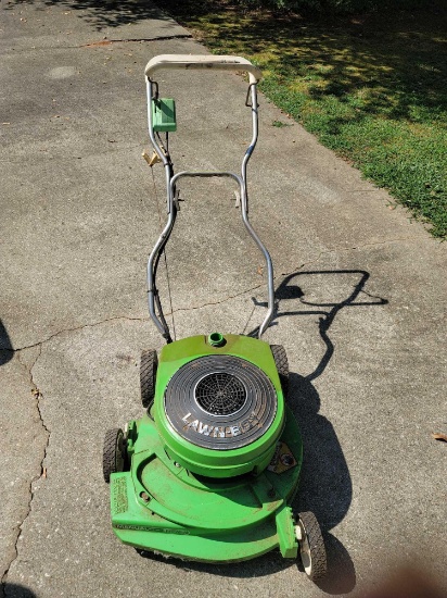 Lawn-Boy Push Lawnmower