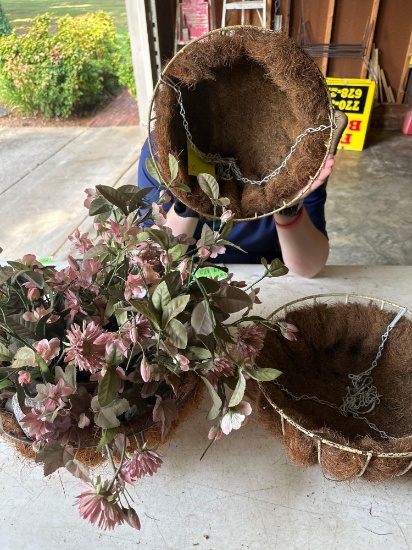 4 Hanging Flower Baskets