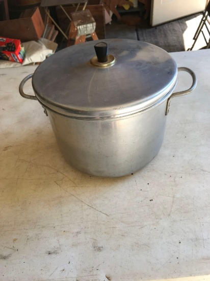 Aluminum Pot with Lid