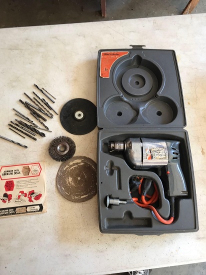 Black & Decker 1/4 Drill kit with drill Bits , wire brush And Discs