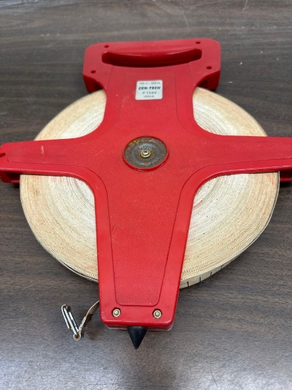 Cen-Tech Measuring Tape 100m/328 Ft long