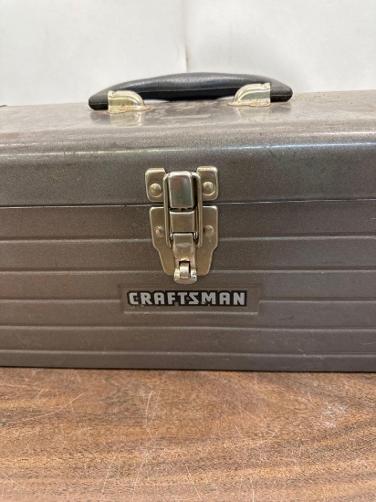 Metal Tool Box With Handle