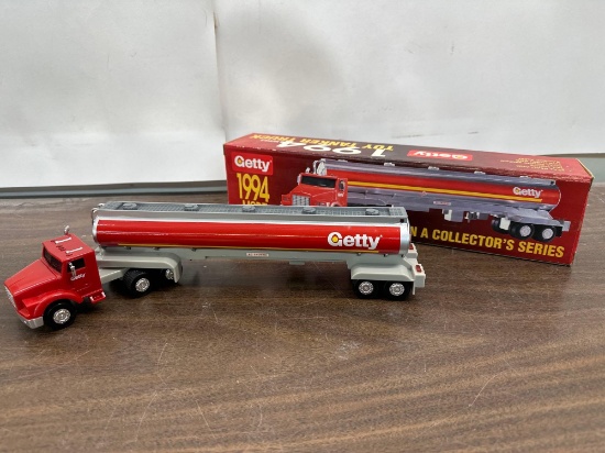 1994 Collectable Getty Toy Tanker Truck