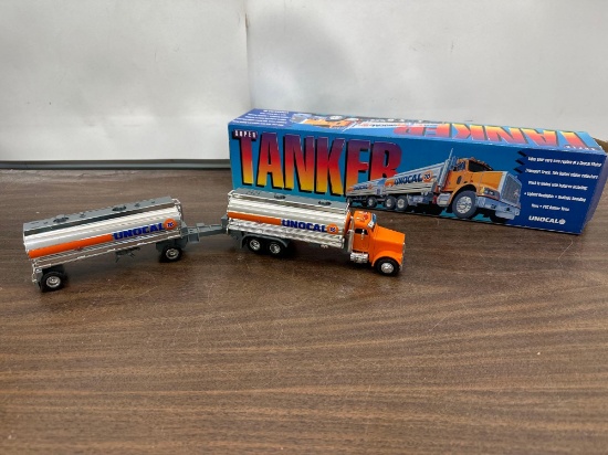 1995 Collectable 76 Unocal Super Tanker Truck