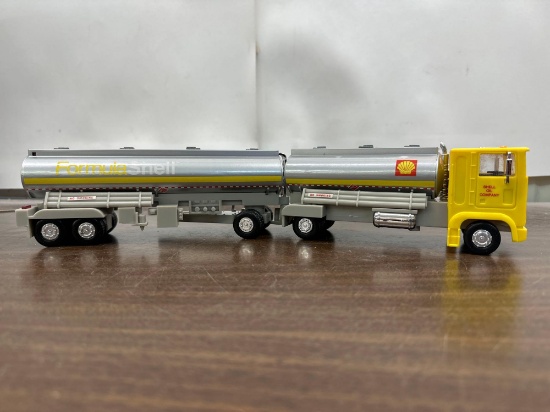 1995 Collectable Formula Shell Concept Tanker Truck
