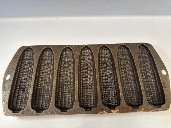 Vintage Cast Iron Corn Bread Pan