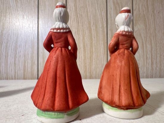 4 Figurines/ 1 Hand Painted Boy/ Girl Singing