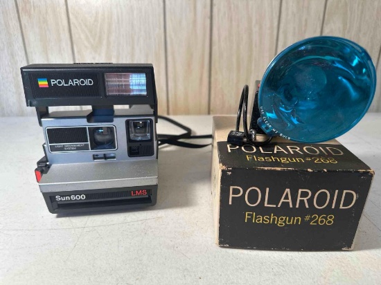 Vintage Polaroid 600 Land Camera/ Polaroid Flashgun Light