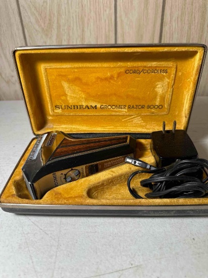 Vintage Sunbeam Groomer Razor 8000 Cord/ Cordless