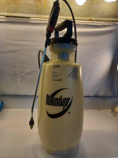 2.5 Gallon Roundup Sprayer