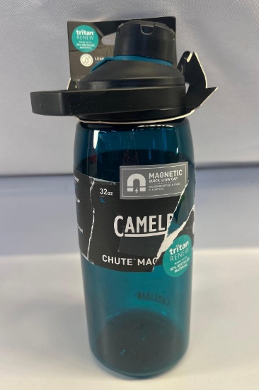 New Tritan Leak Proof Chute Mag 32 Oz Water Bottle