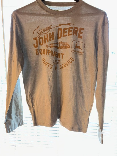 New Official John Deer Mens Long Sleeve Shirt Size Medium With Tags