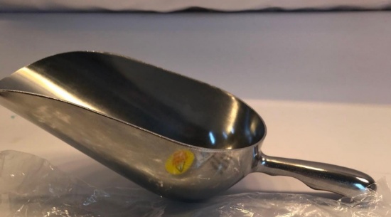 New 1 pc. Aluminum Round Bottom Ice Scoop 38 oz.