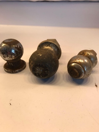 3 Trailer Balls 2- 1 7/8 in. 1- 2 5/16 in.