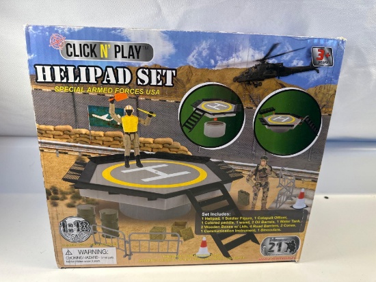 Click N Play Helipad Set Special Armed Forces