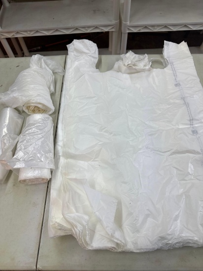 Rolls of Trash Bags , Retail Large Bags with Handles
