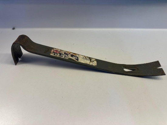 Double Ended Pry Bar