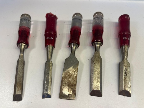 Vintage 5 Pc True Test Wood Chisel With Plastic Handle