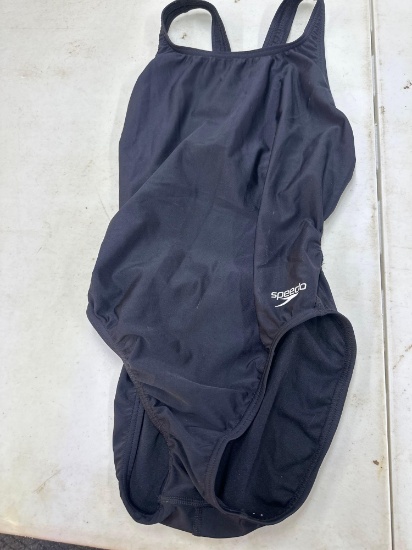 Ladies One Piece Speedo Bathing Suit
