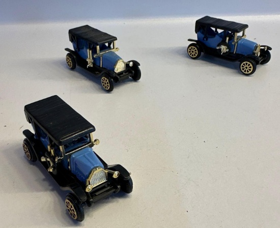 3 Miniature Replica Classic Cars