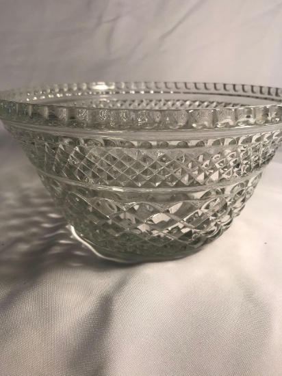 Decorative Glass Fruit Bowl