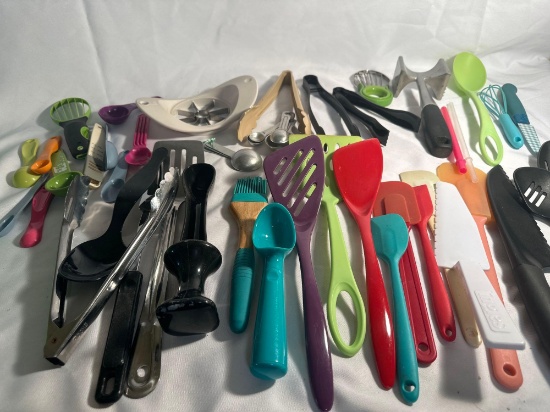 Utensil Lot
