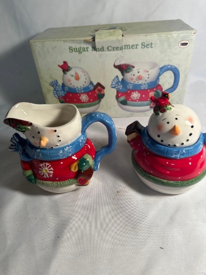 New Snowman Sugar and Creamer Set