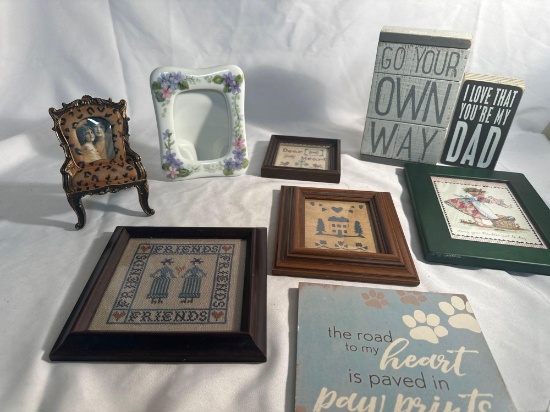 Picture Frame Lot/ Wall Hanging Plaque