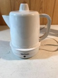 Ventage Betty Crocker 4 cup Coffee Maker