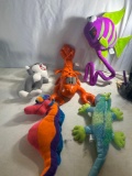 5 Plush Toys