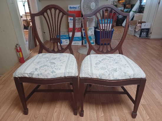 2 Mahogany Shield Back Dinning Chairs with Patted Seats