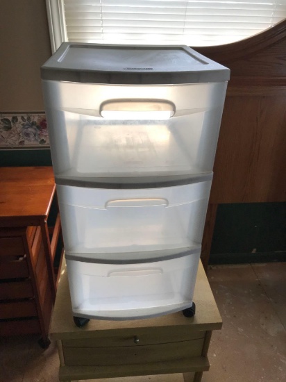 Sterilite 3 Drawer Storage Cabinet on Rollers