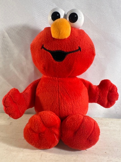 Fisher Price 2002 Sesame Workshop Elmo Stuffed Animal