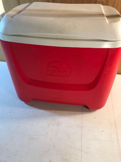 Igloo Ice Chest
