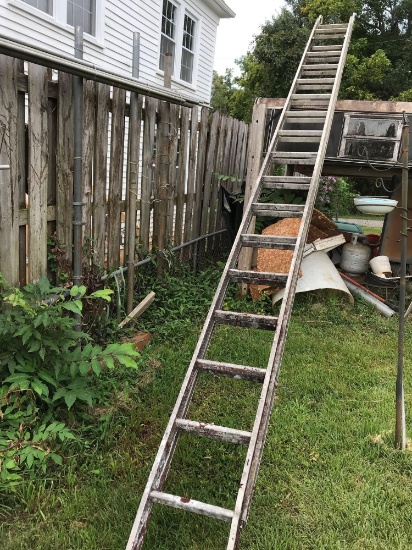 18 foot Aluminum Extension Ladder