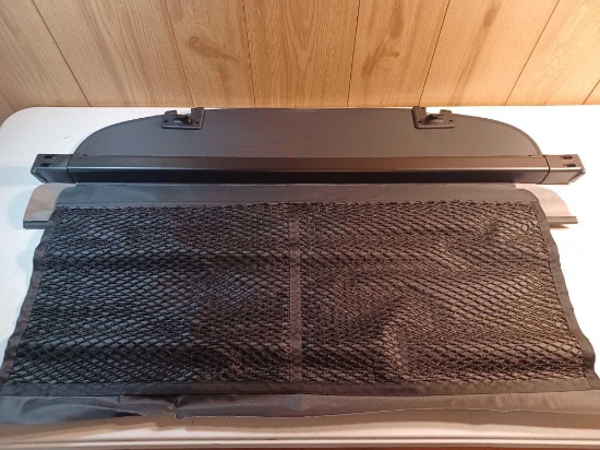 New Extendable Cargo Cover for SUV