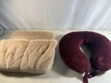Massage Foot Massager/ Vibrating Neck Massage Pillow