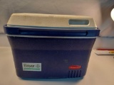 Rubbermaid Cooler with Handle