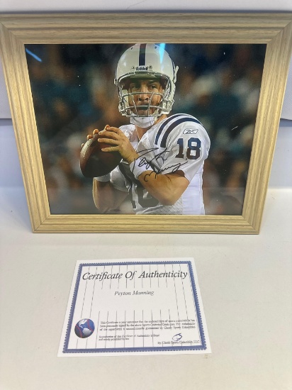 Peyton Manning Signed Photo 8 x 10 - Framed
