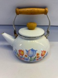 Lincoware Metal Teapot/ Kettle With Wooden Handle and Lid
