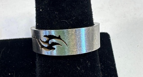 Metal Dolphin Ring Size 11