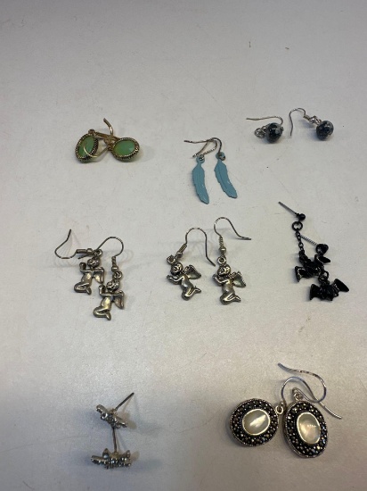 8 pairs of earrings